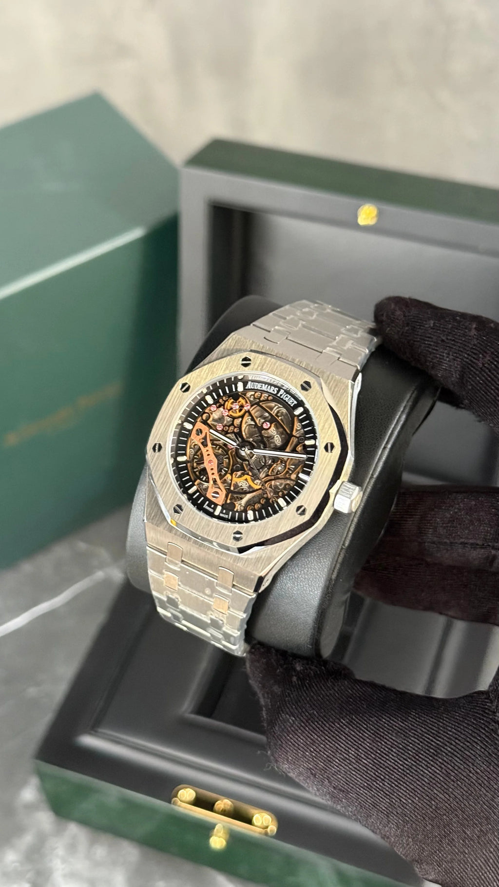 AP SKLETON PLATA / NEGRO