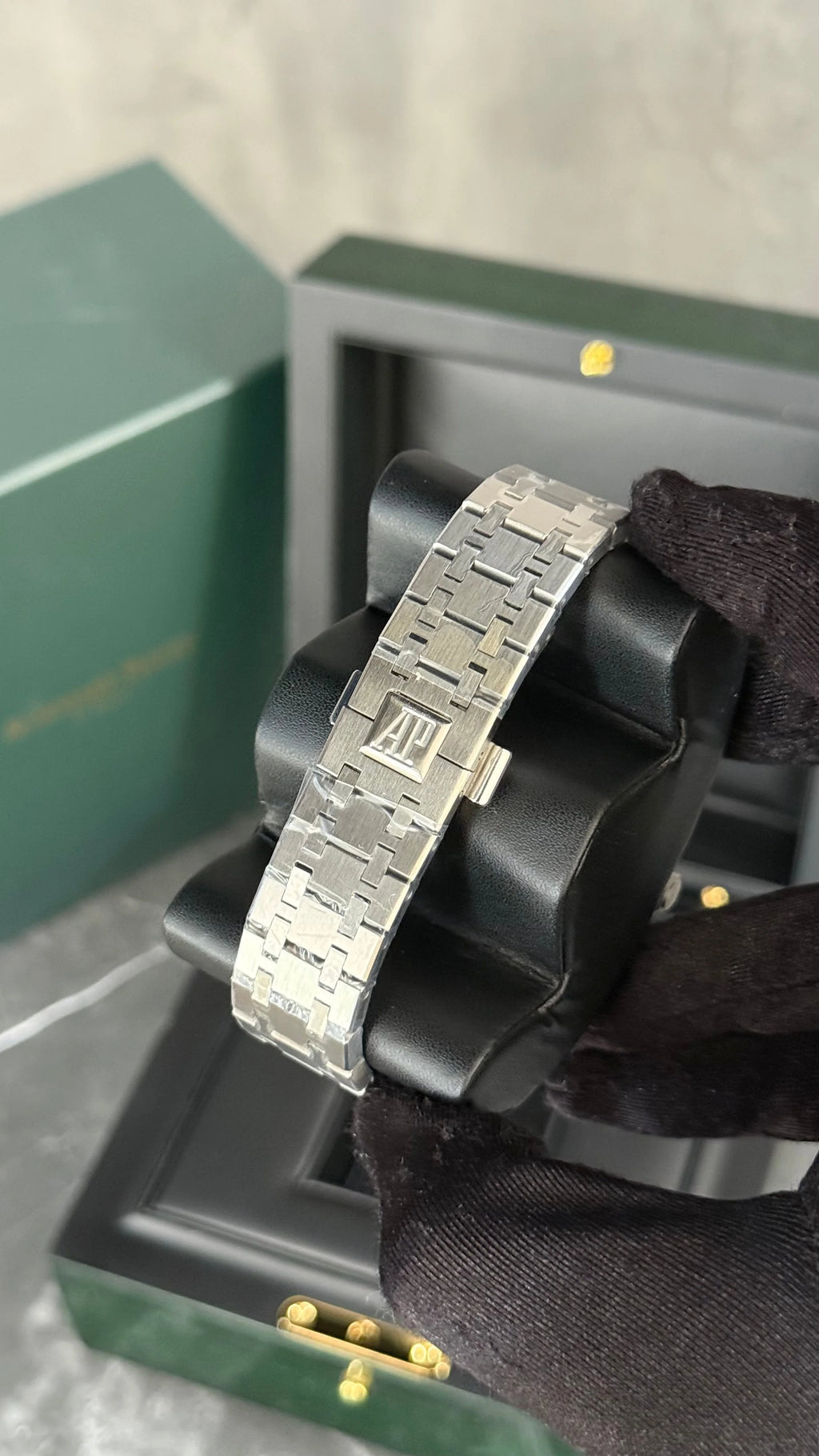 AP SKLETON PLATA / NEGRO