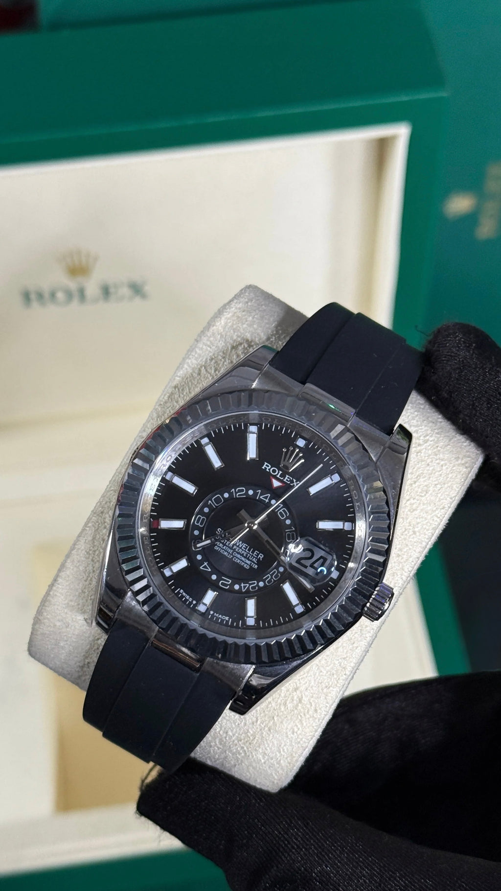 RLX SKY-DWELLER PLATA / NEGRO CAUCHO