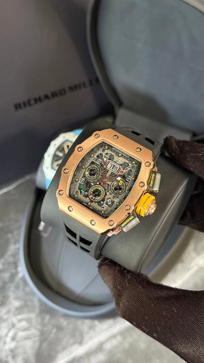 RM 11-03 FLYBLACK CHRONO SUPERCLON